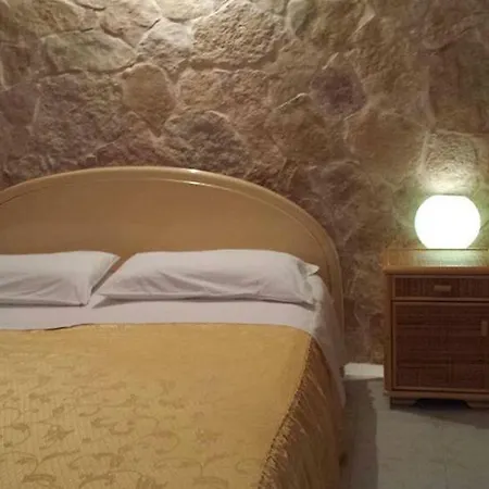 Giada Cala Guitgia Semesterbostad Lampedusa