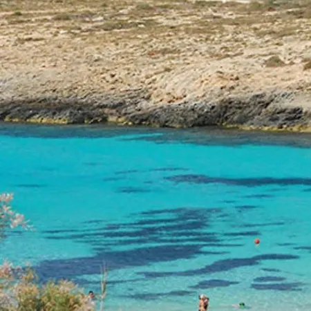 Giada Cala Guitgia * Lampedusa